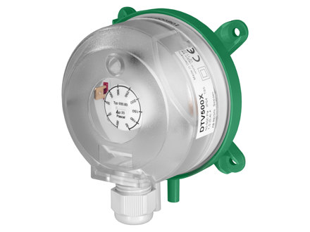 Differential pressure switch 